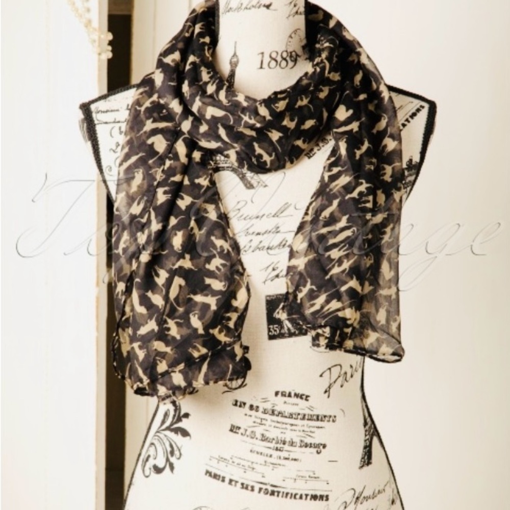 Scarf Cat Design in Black and Beige NWOT